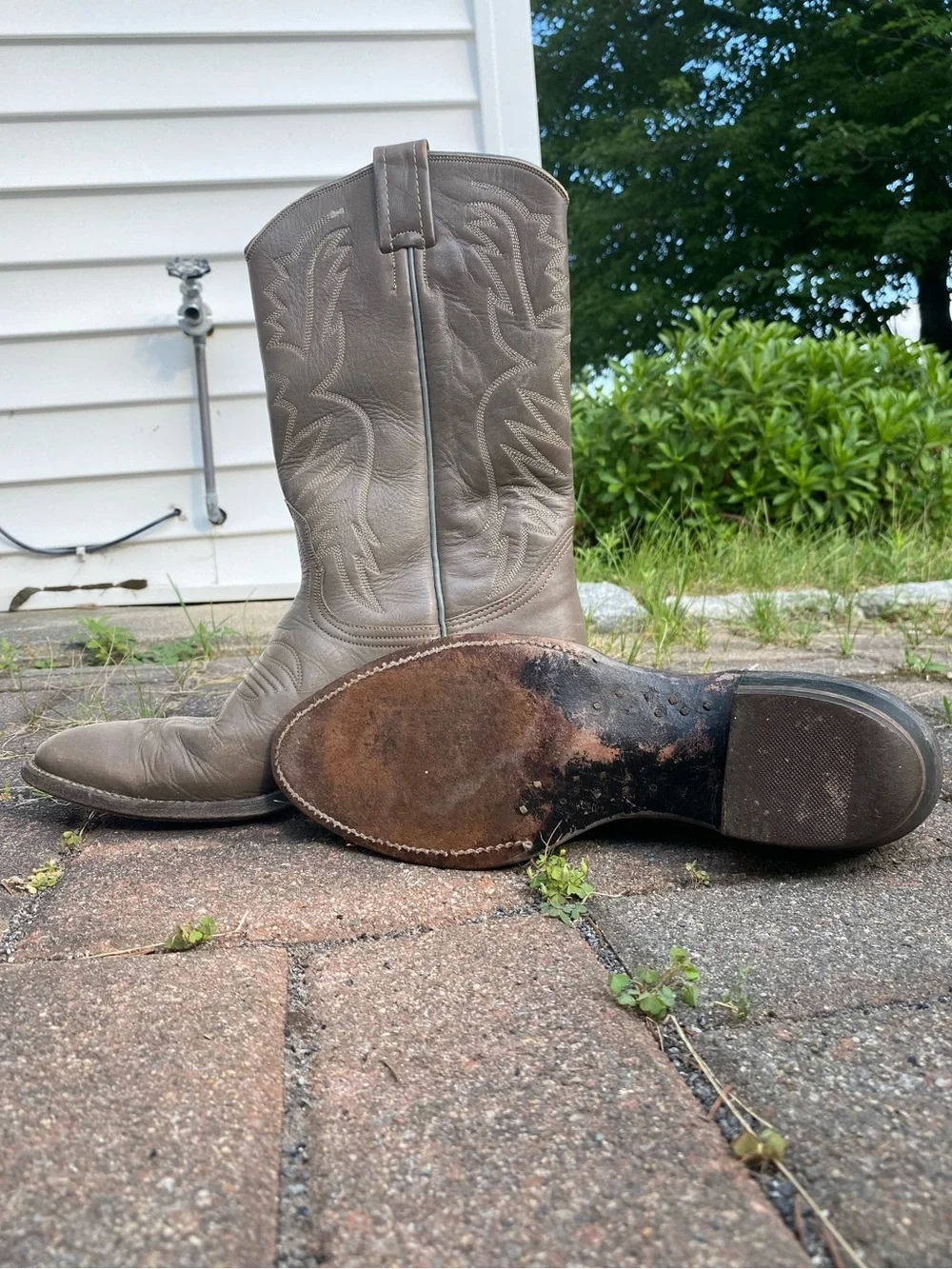 Gray Women’s Nocona Western Cowboy Boots with Embroidered Stitching